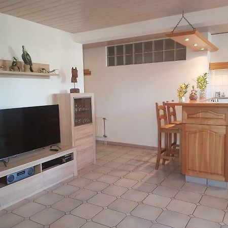 Apartement-Gite Rural A 3 Km De Delemont Courcelon Exterior photo
